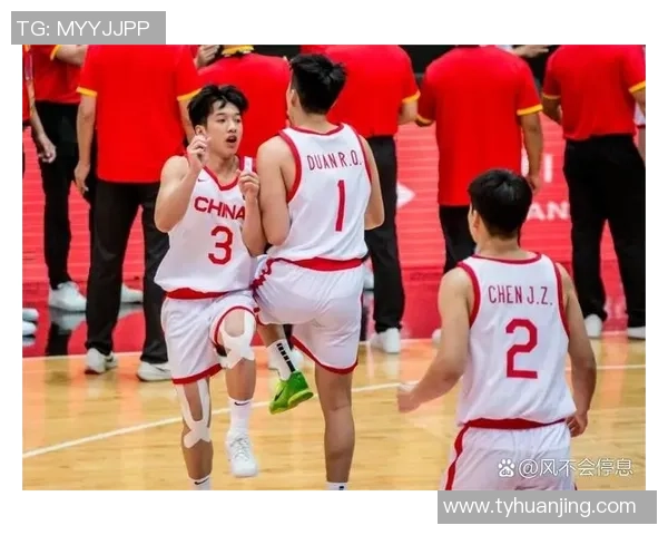 中国男篮力克对手晋级世界杯四强 新星表现亮眼全队状态火热