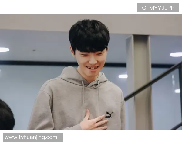 Chovy中单的崛起之路与电竞传奇背后的故事解析 Chovy中单的崛起之路与电竞传奇背后的故事解析